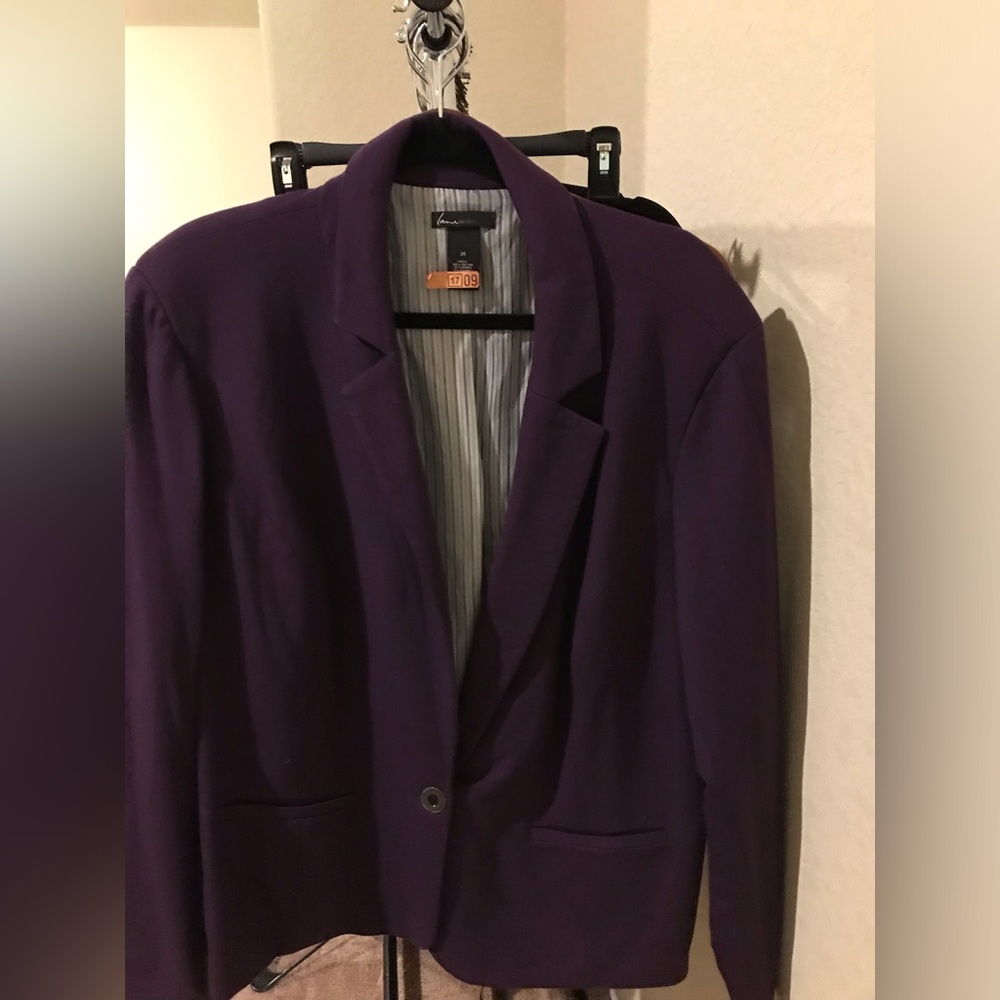 One button blazer